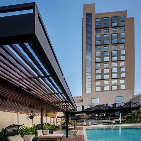 Novotel سانتا كروز دي لا سي المظهر الخارجي الصورة