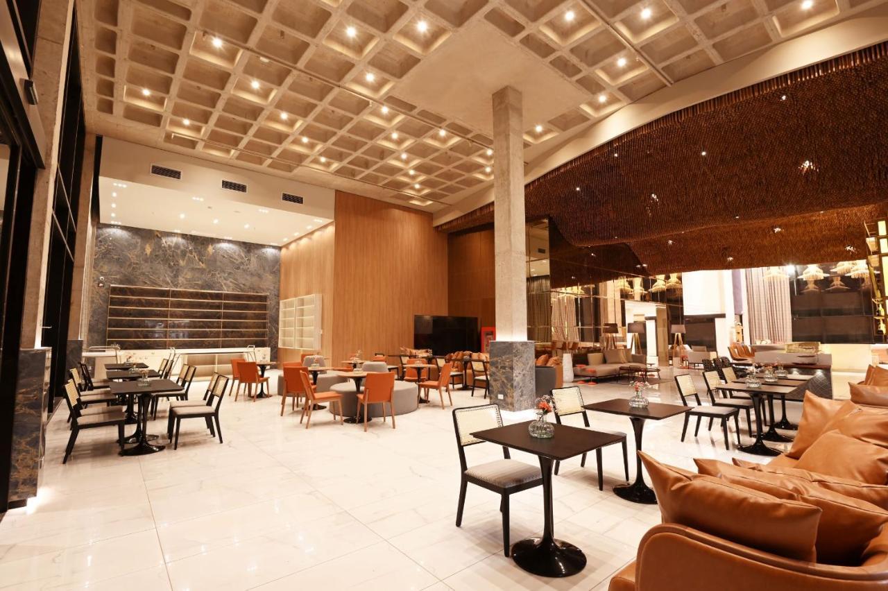 Novotel سانتا كروز دي لا سي المظهر الخارجي الصورة