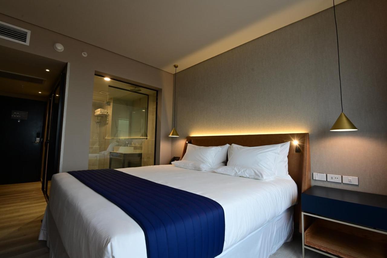 Novotel سانتا كروز دي لا سي المظهر الخارجي الصورة