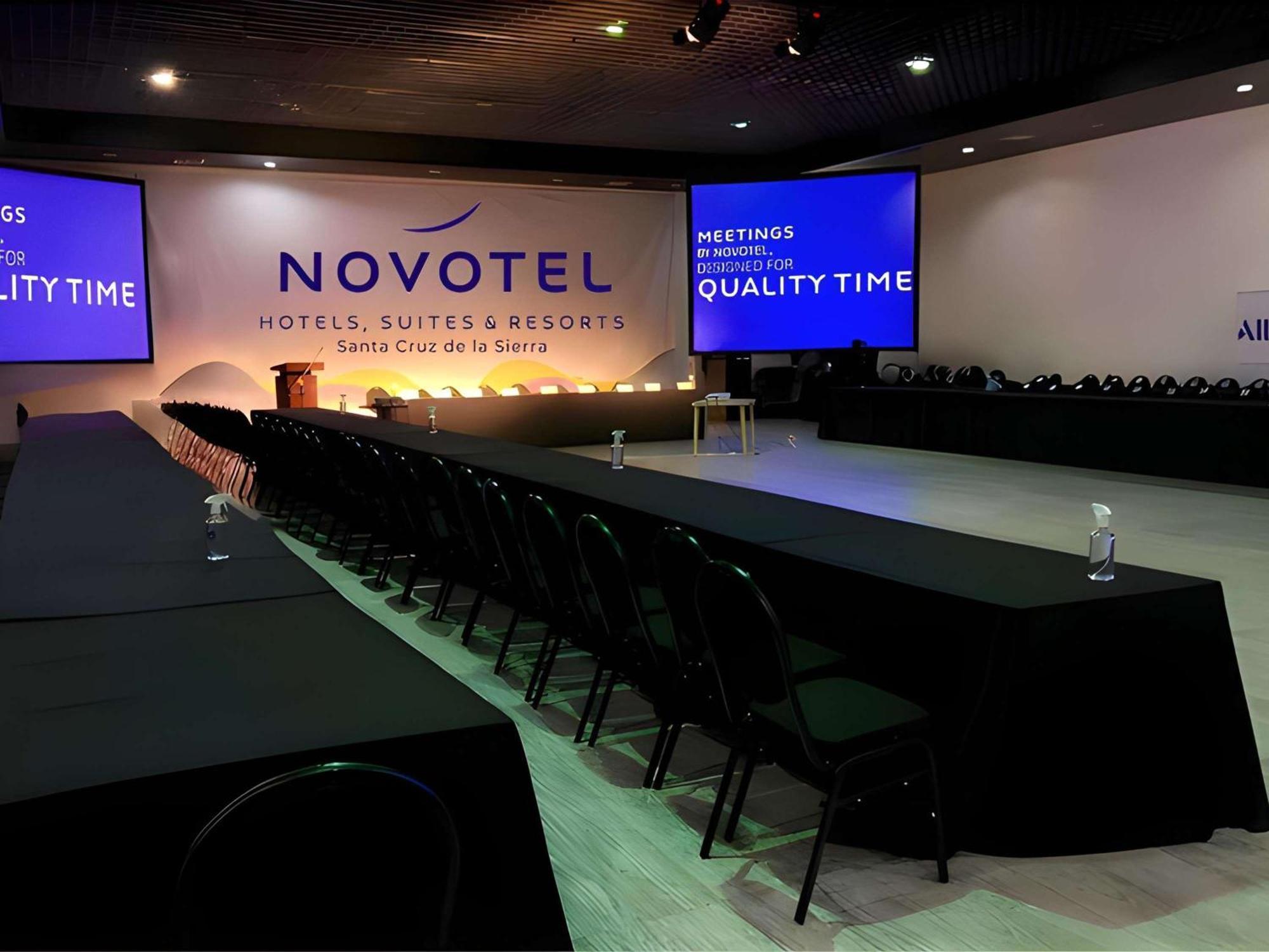 Novotel سانتا كروز دي لا سي المظهر الخارجي الصورة